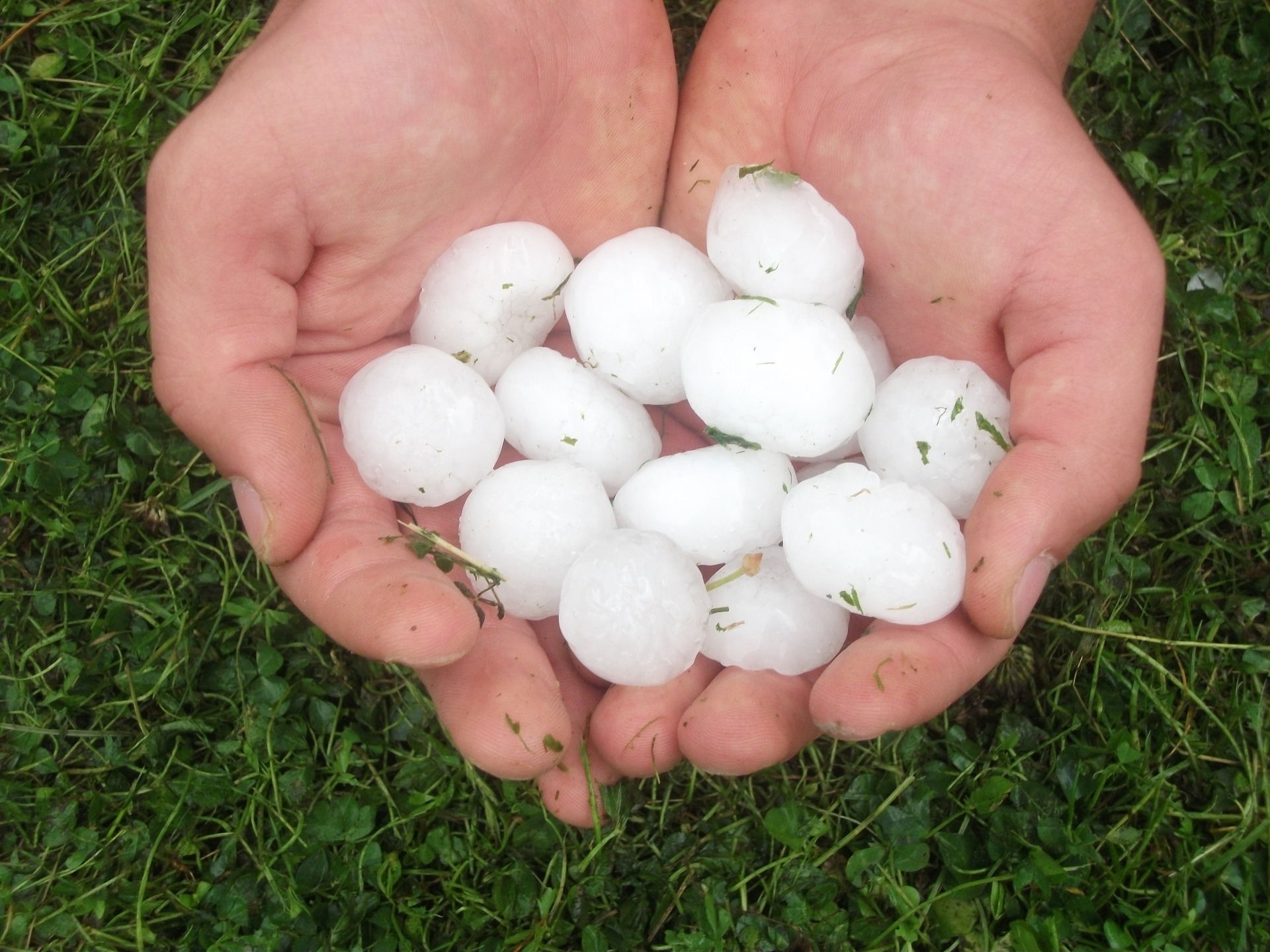 Does Hail Cause Lightning